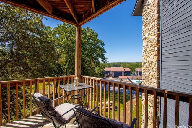 Building Photo - 203 Stearns Point