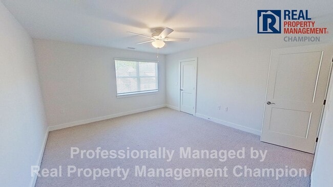 Building Photo - Newly Constructed Luxury Townhomes in Porters Neck