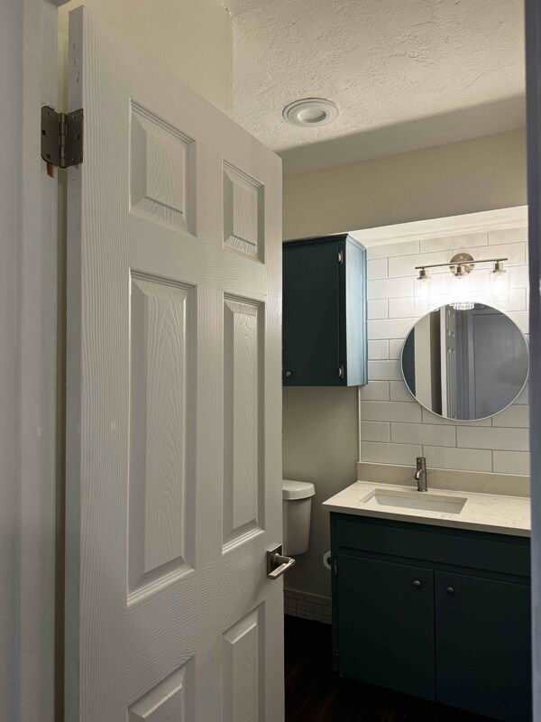 Building Photo - 170 De Chantle Rd