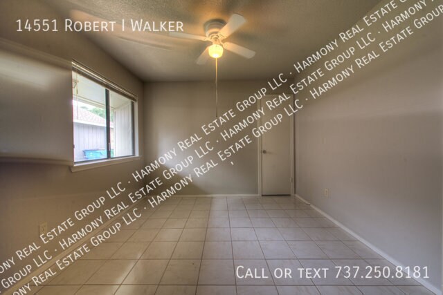 Building Photo - 14551 Robert I Walker Blvd