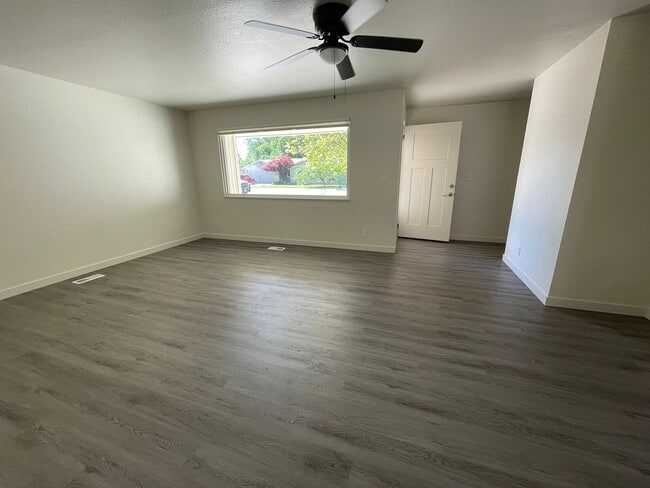 Building Photo - Perfect 3bd/2ba home in heart of Eagle, ID...
