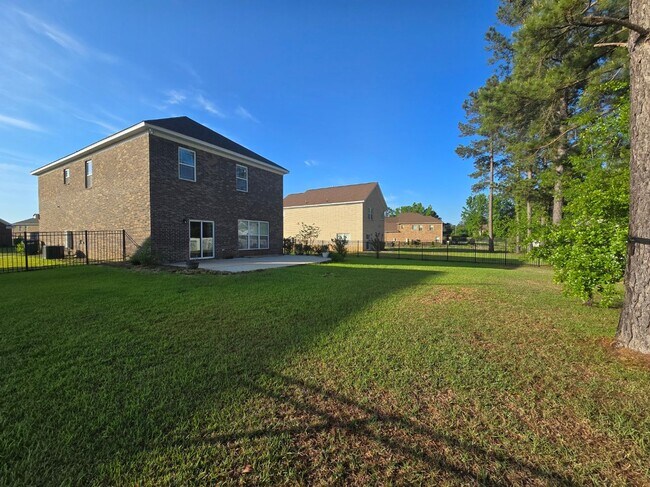 Building Photo - Beautiful home in popular Heritage Bay - F...