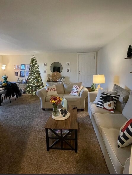 Building Photo - 216 N Monroe St