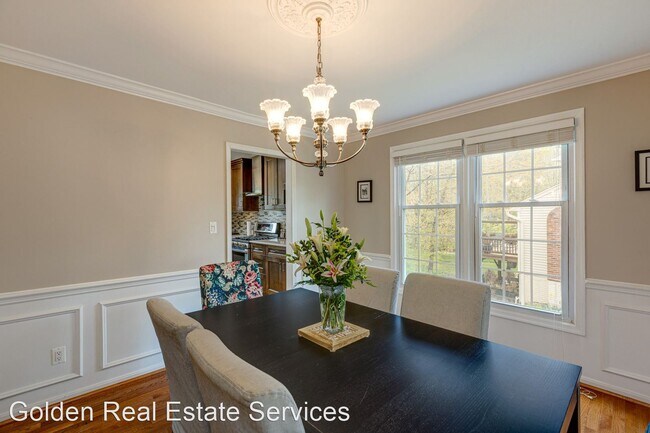 Building Photo - 5 br, 3.5 bath House - 5624 Kemp Ln