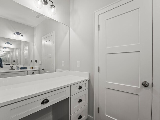 Building Photo - 71 Windjammer Ct