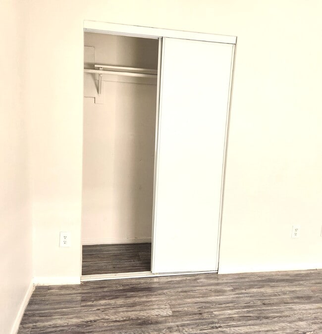 Building Photo - FIRST FLOOR LIVING WITH OPEN KITCHEN, DEN & CARPORT – GCU ACCESS