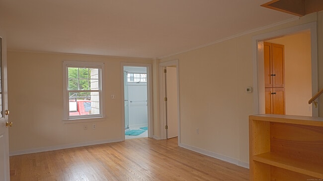 Building Photo - 3 Howard Ave