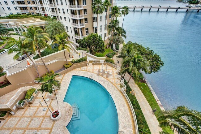 Building Photo - 801 Brickell Key Blvd