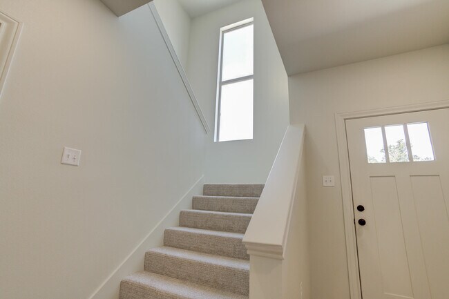 Building Photo - 3425 24th St