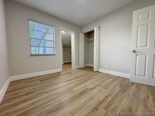 Building Photo - 6720 SW 17th St