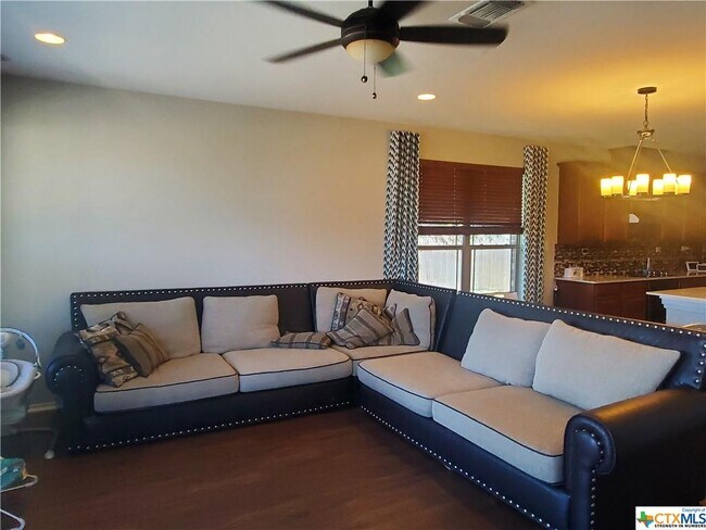 Building Photo - 2081 Turkey Creek