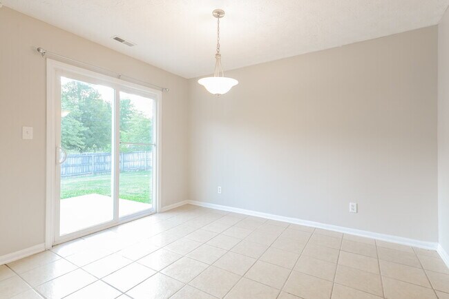 Building Photo - 140 Park Pl Blvd