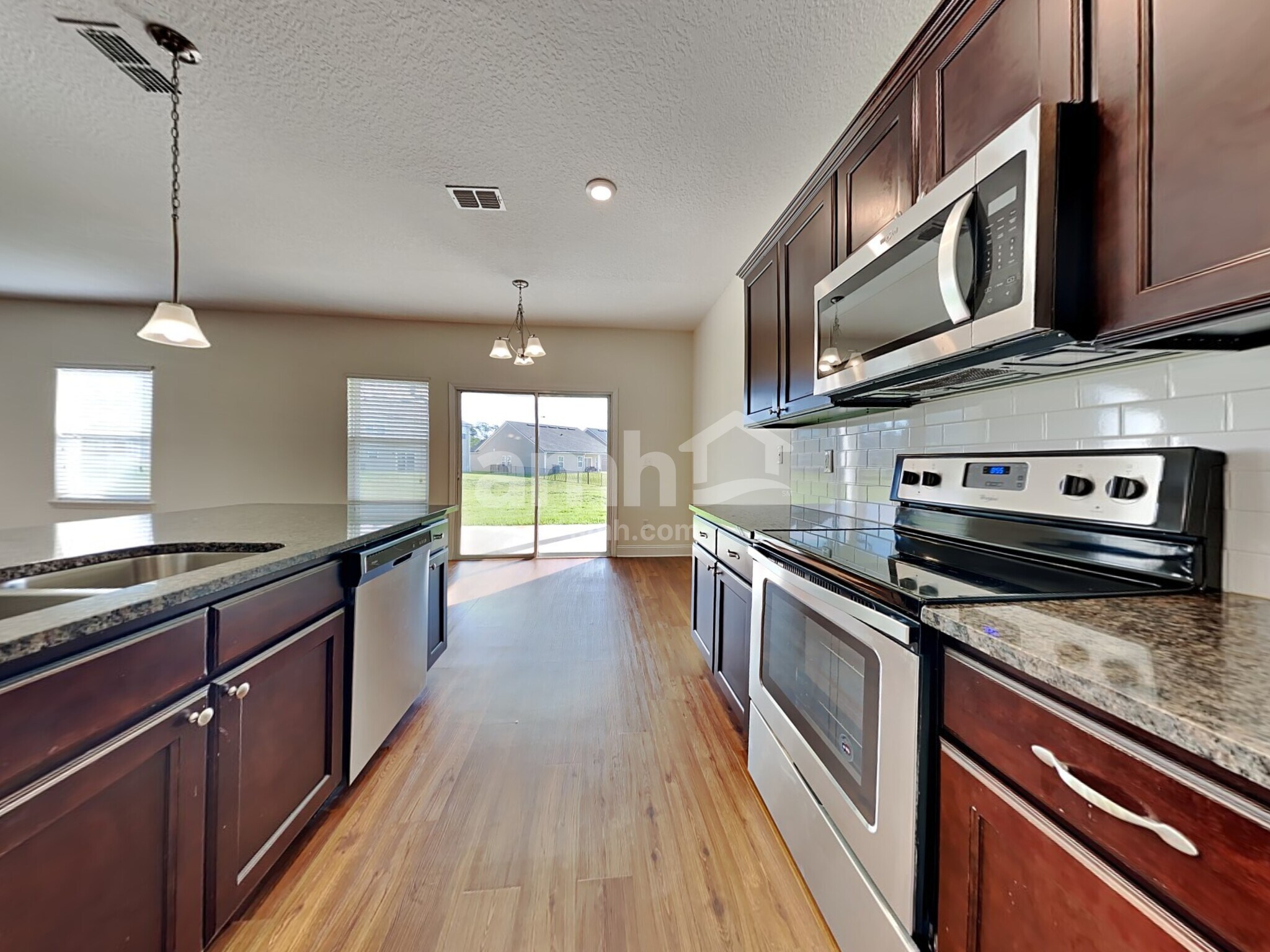 Building Photo - 3308 Roundabout Dr