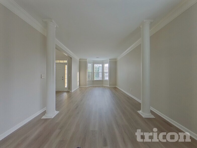 Building Photo - 482 Rutlidge Park Ln