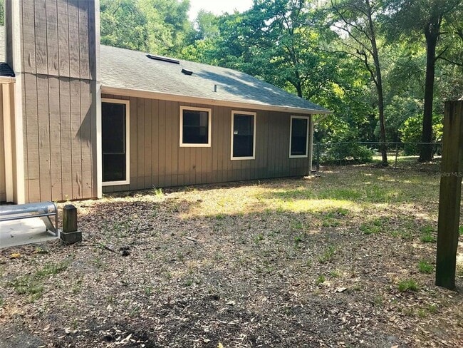 Building Photo - 7215 SW 18th Pl
