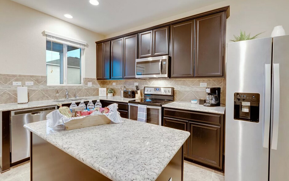Building Photo - 9746 Harbor Mist Ln