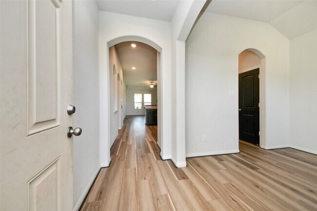 Building Photo - 20043 Poppy Hills Ln