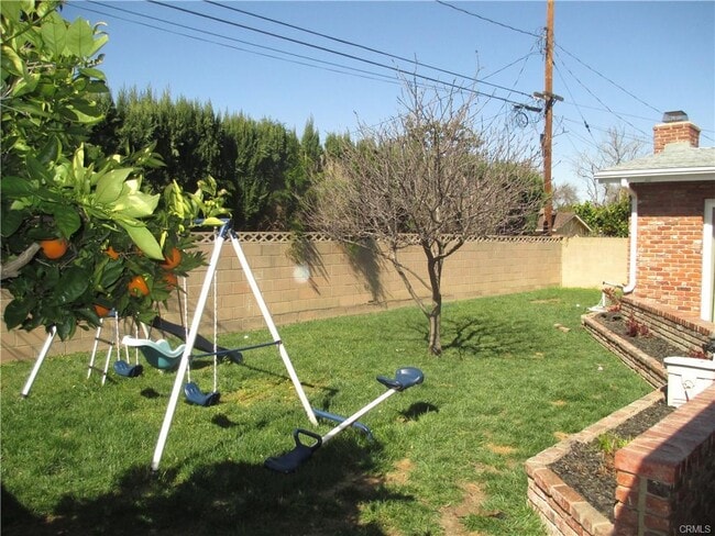 Building Photo - 2281 Faust Ave