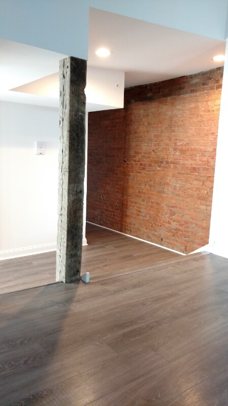 Building Photo - 3825 Hamilton St