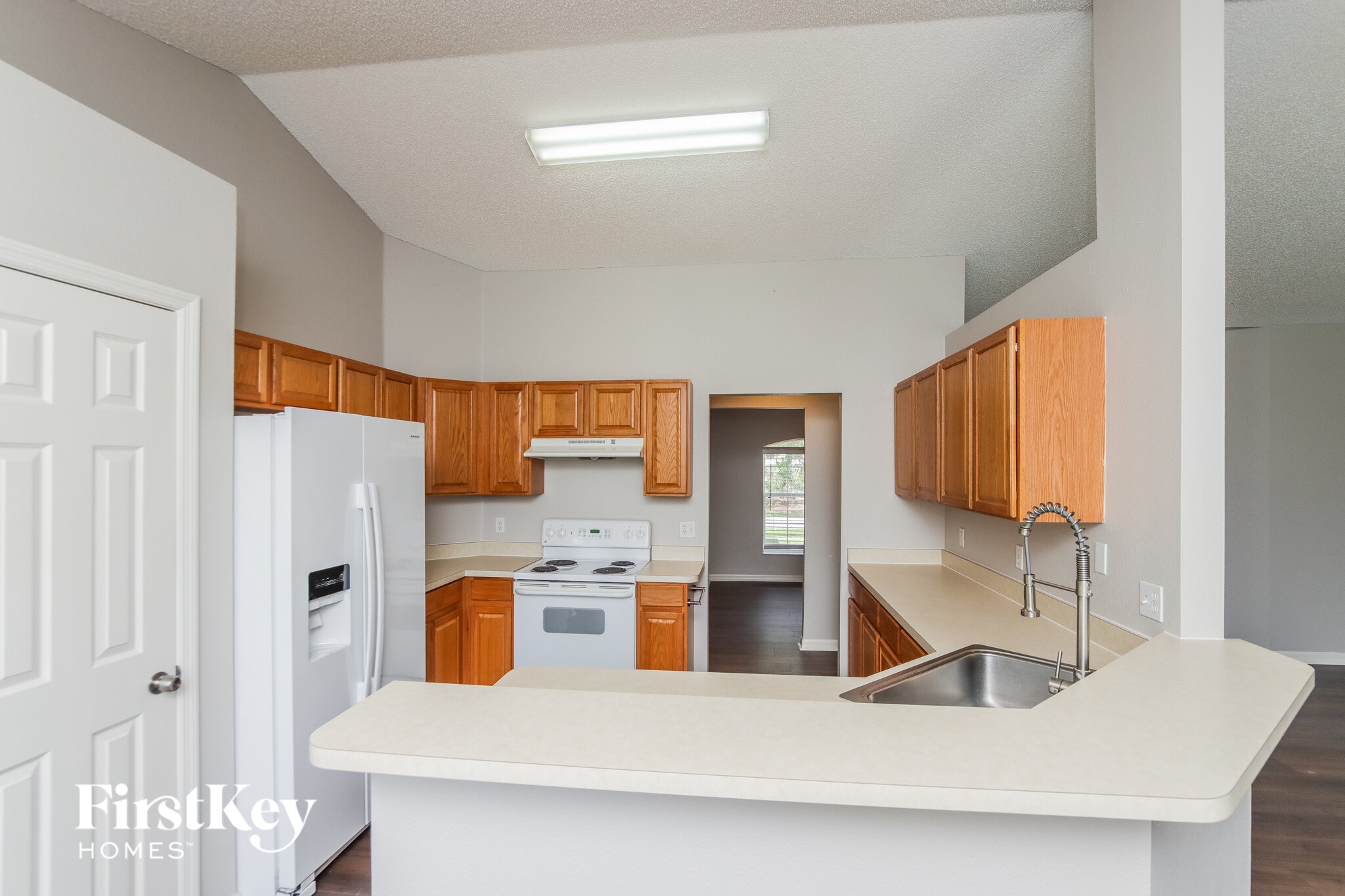 Building Photo - 826 Tedder Rd SE