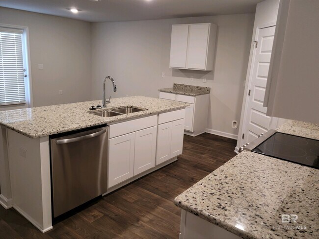 Building Photo - 10558 Ruffian Rte