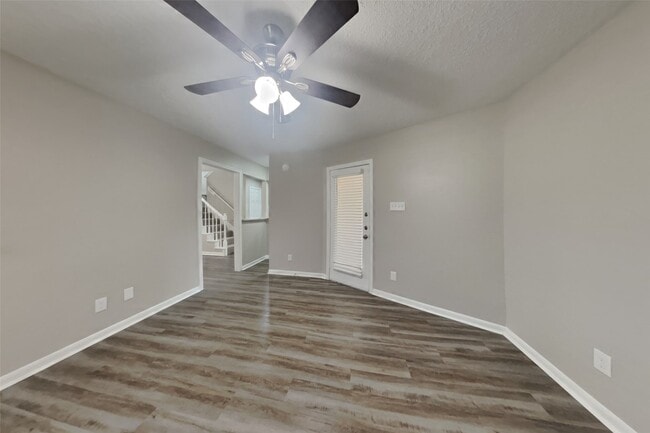 Building Photo - 1514 Chestnut Ln