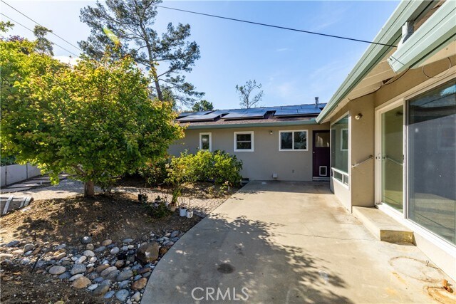 Building Photo - 668 Patricia Dr