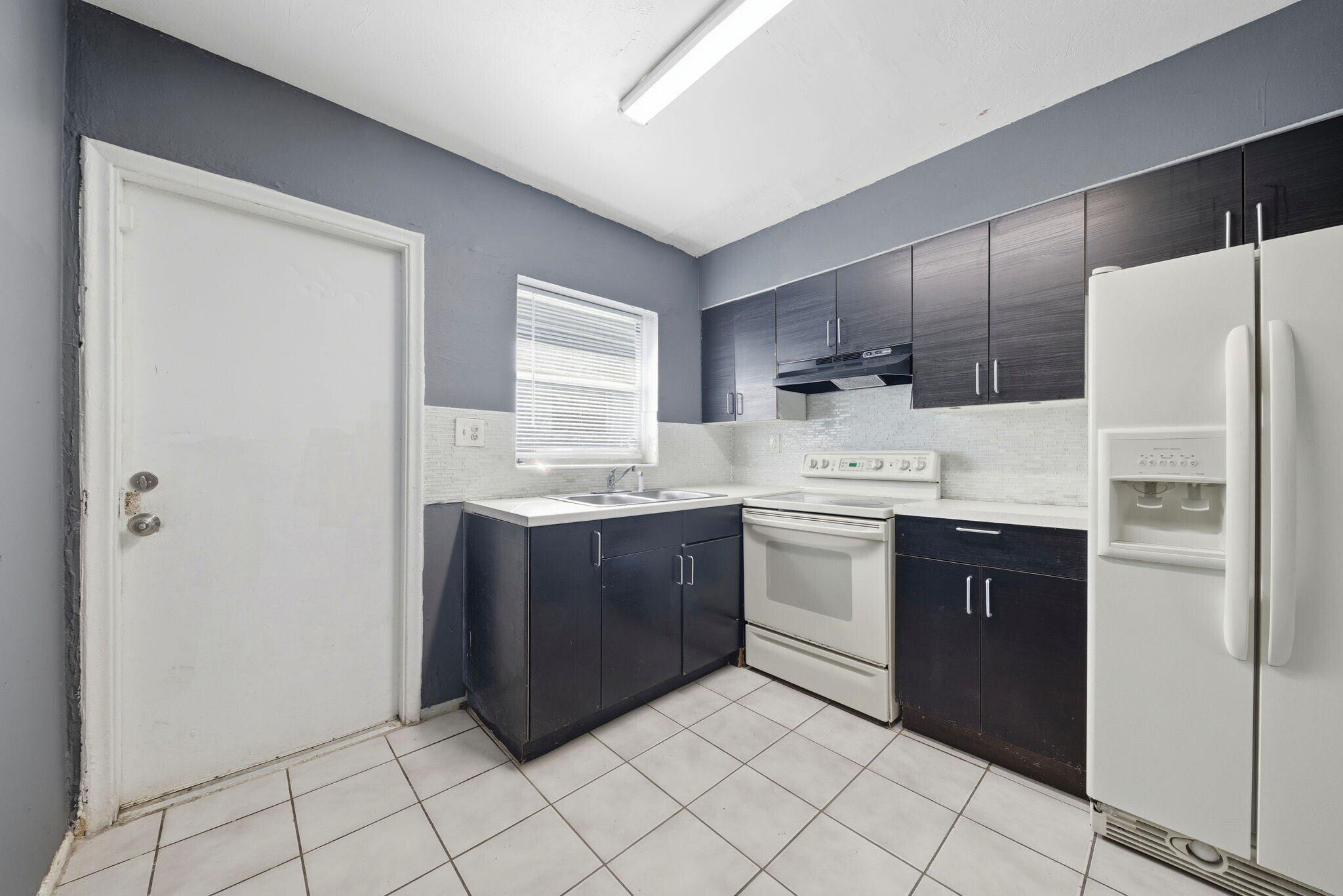 Building Photo - 1439 NW 8th Ave