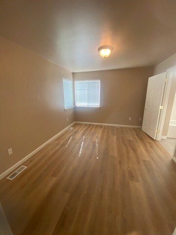 Building Photo - 712 Oakmont Rd