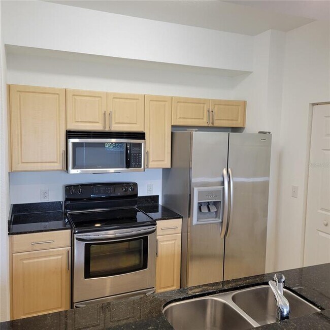 Building Photo - 1064 N Tamiami Trl