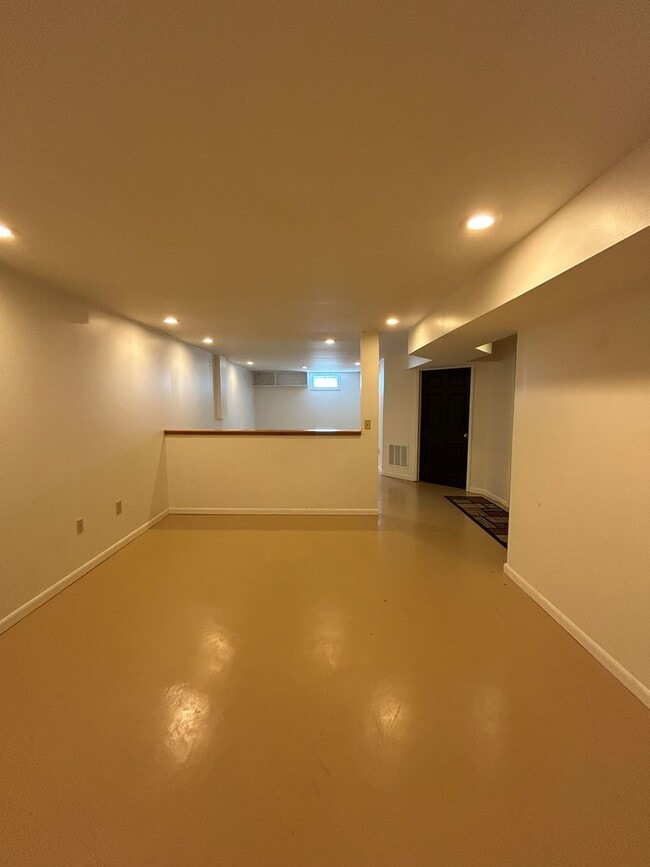 Building Photo - Charming 3 bedroom Home for Rent in Floris...