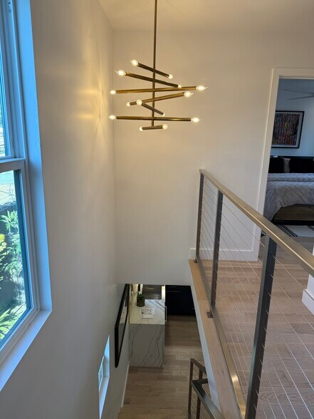 Building Photo - 10351 Keswick Ave