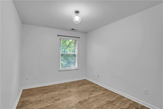 Building Photo - 1634 Jackson Way