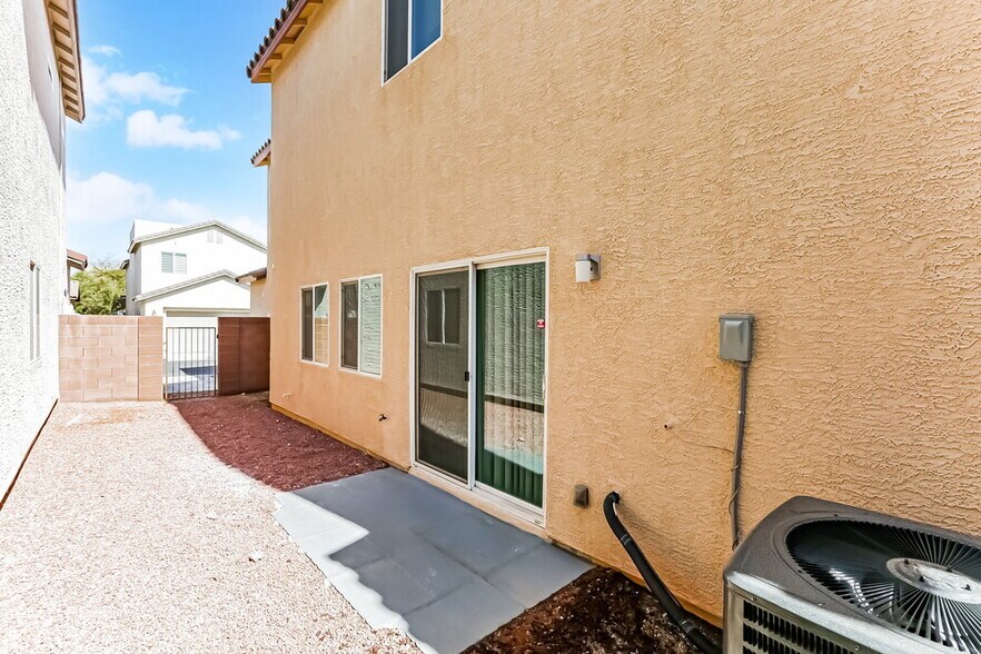 Building Photo - 8962 Harmony Hall Ave
