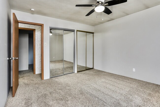 Building Photo - Beautiful 4 Bedroom Home