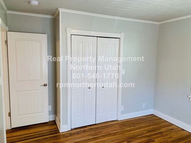 Building Photo - Beautiful 4 Bed 2 Bath Ogden Home Coming S...