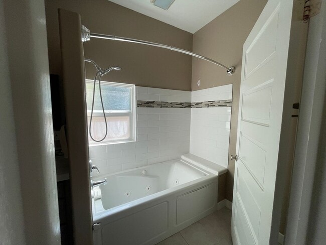 Building Photo - Charming 2 Bedroom, 1 Bath Home in Boise’s...