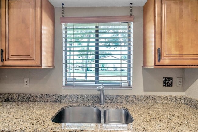 Building Photo - 2 br, 2 bath House - 7360 R Ulmerton Road