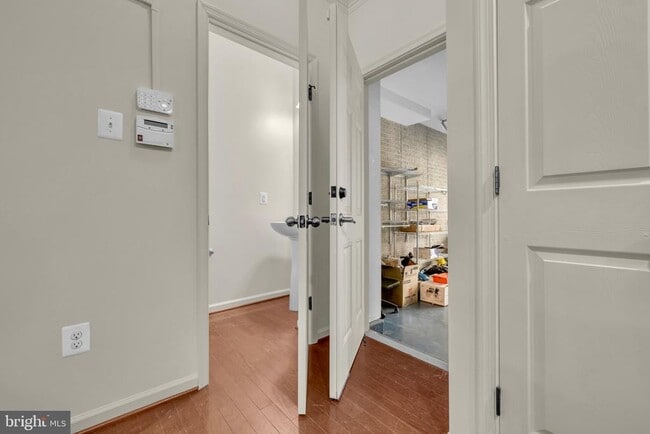 Building Photo - 8222 Morris Pl