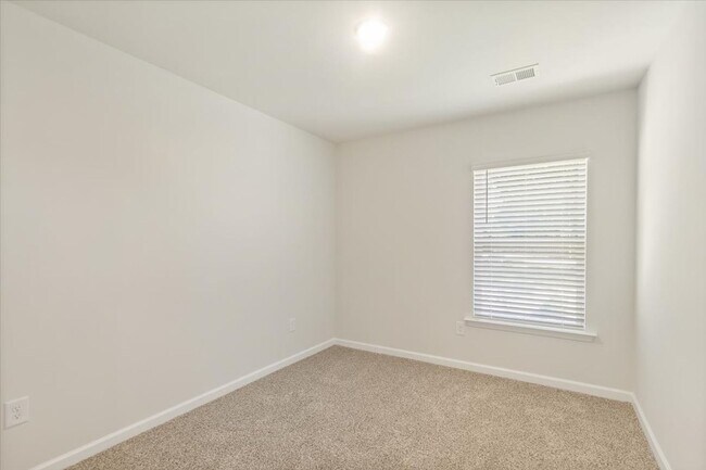 Building Photo - 2049 Hillman Wy