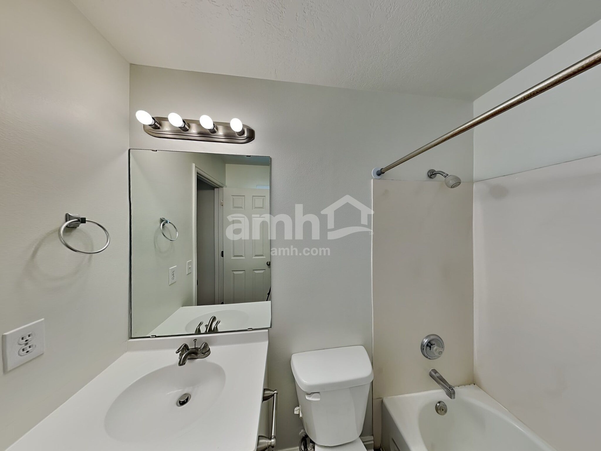 Building Photo - 5739 Impressions Dr