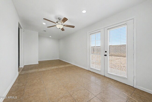 Building Photo - 9010 W Griswold Rd