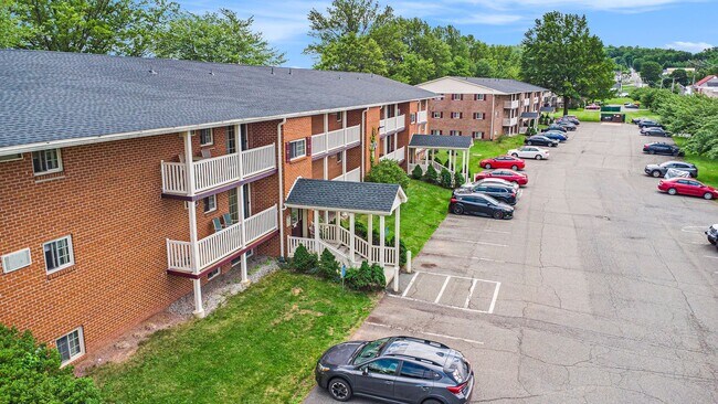 Building Photo - Almont Terrace Apartments
