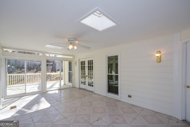 Building Photo - 2972 Hampton Pl