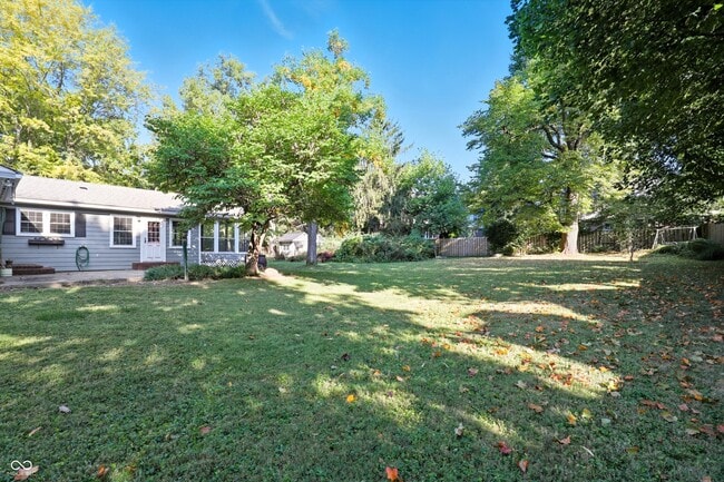 Building Photo - 2922 E Smoky Row