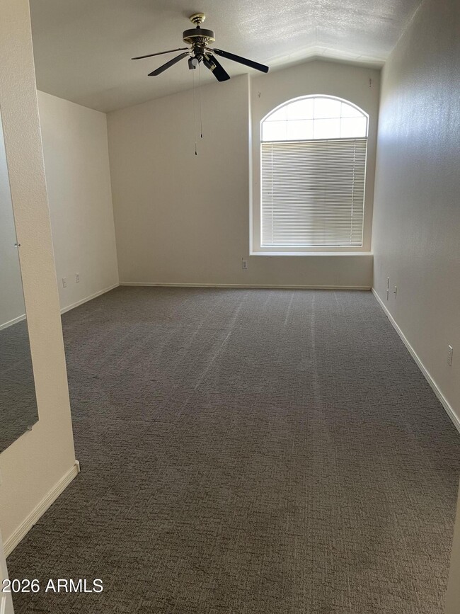Building Photo - 9307 E Wood Dr