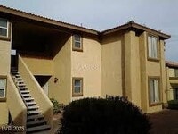 Building Photo - 7200 W Pirates Cove Rd