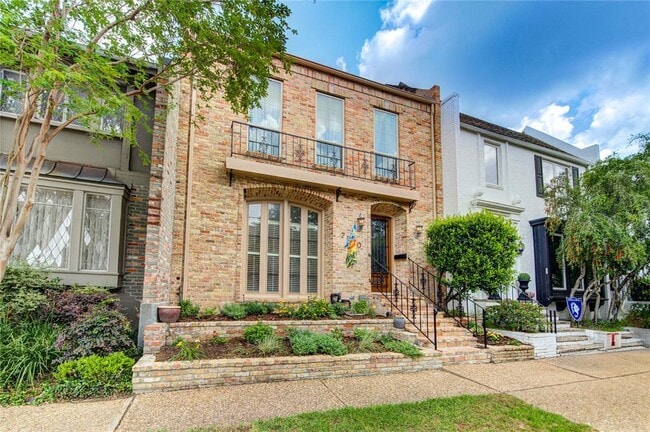 Building Photo - 7530 Del Monte Dr