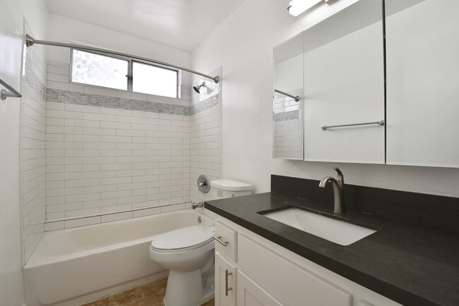 Building Photo - 10745 Hortense St