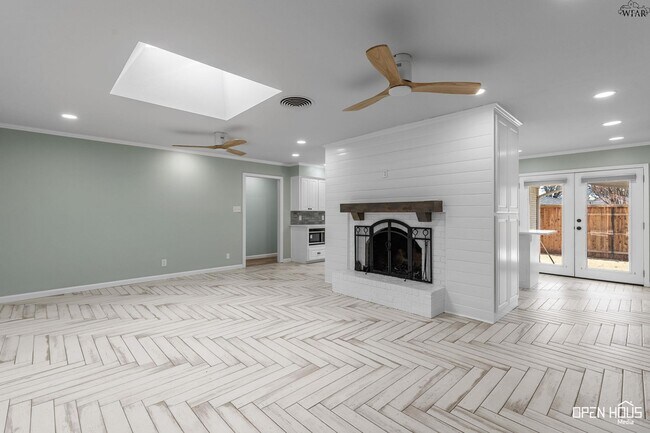 Building Photo - 3512 Juniper Ln